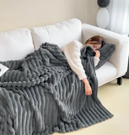 Soft Wind Bubble Velvet Blanket - Musttbuy