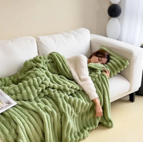 Soft Wind Bubble Velvet Blanket - Musttbuy