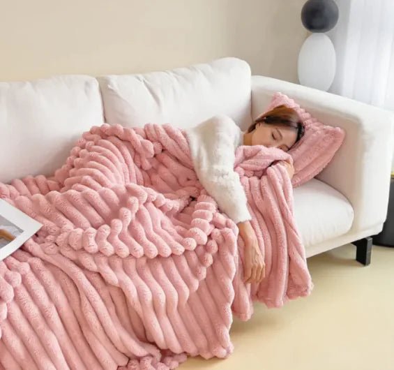 Soft Wind Bubble Velvet Blanket - Musttbuy