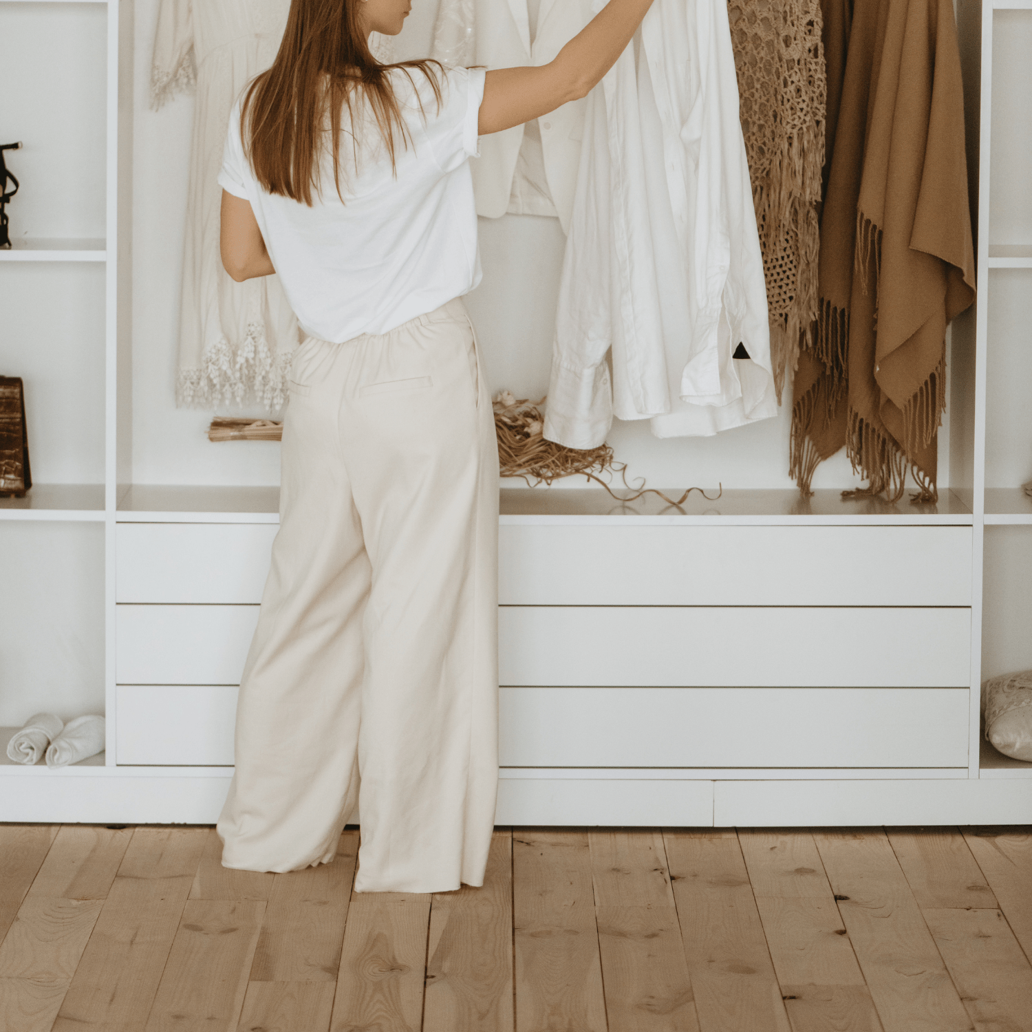 How to Build a Versatile Wardrobe: Key Pieces You Need for Every Seaso ...