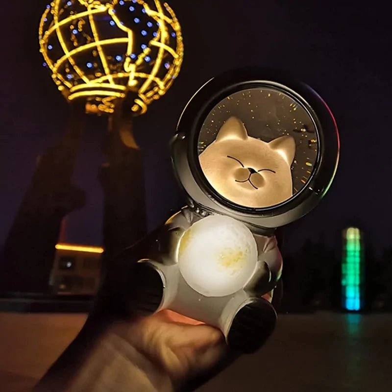 Cute Pet Astronaut LED Lamp - Musttbuy