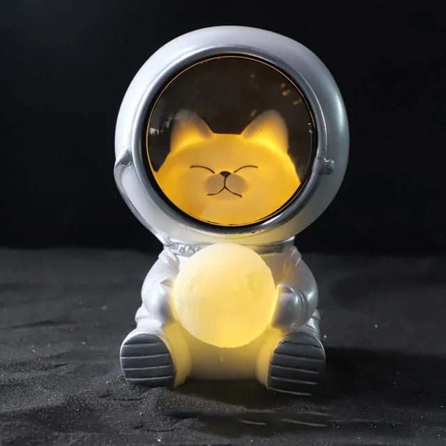 Cute Pet Astronaut LED Lamp - Musttbuy