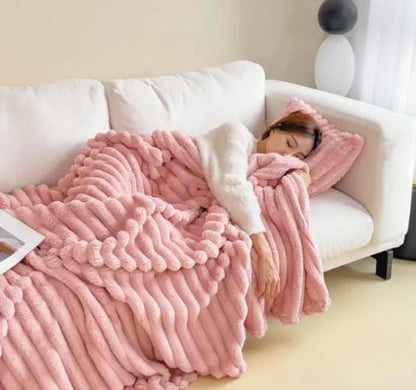 Soft Wind Bubble Velvet Blanket - Musttbuy