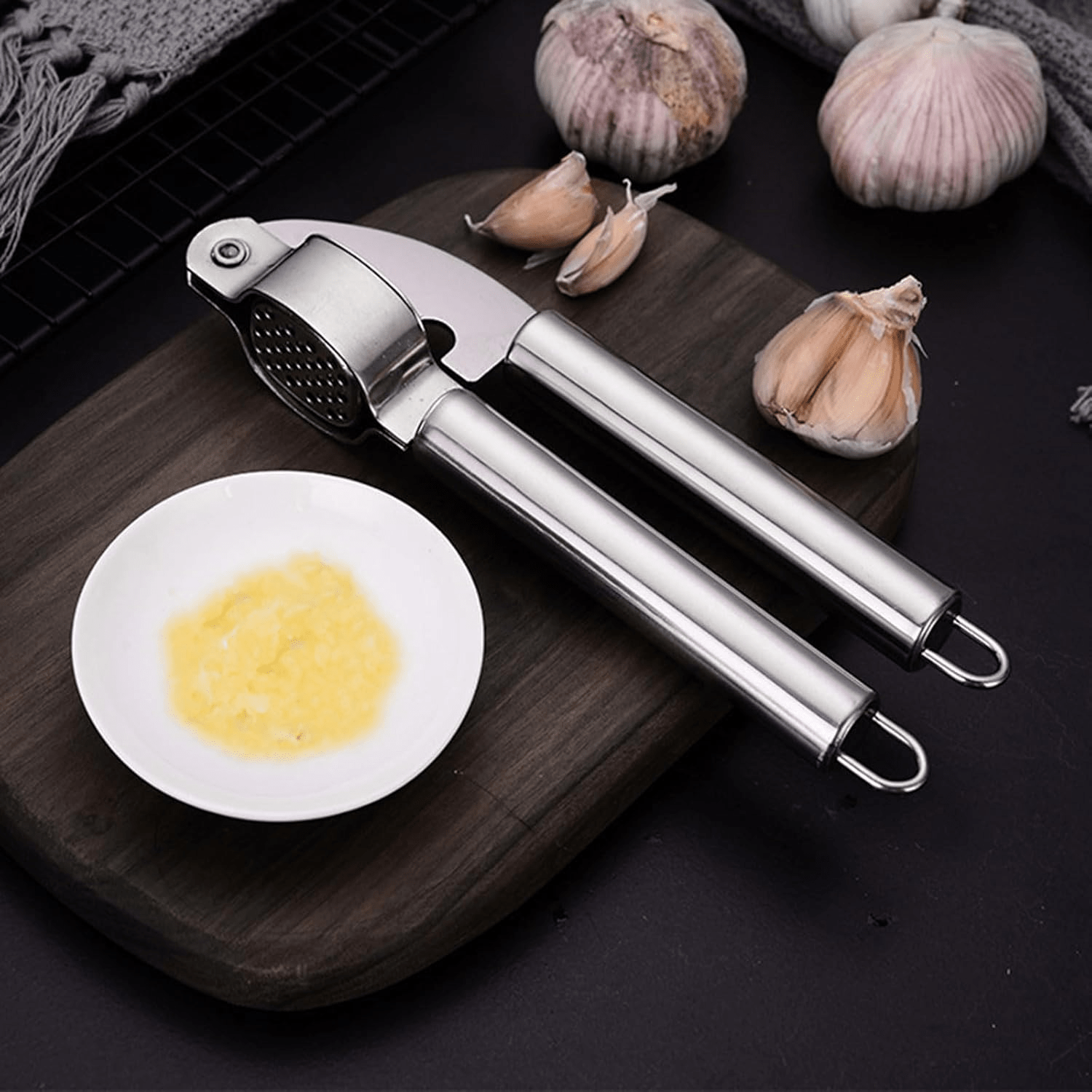 Stainless Garlic Crusher - Musttbuy