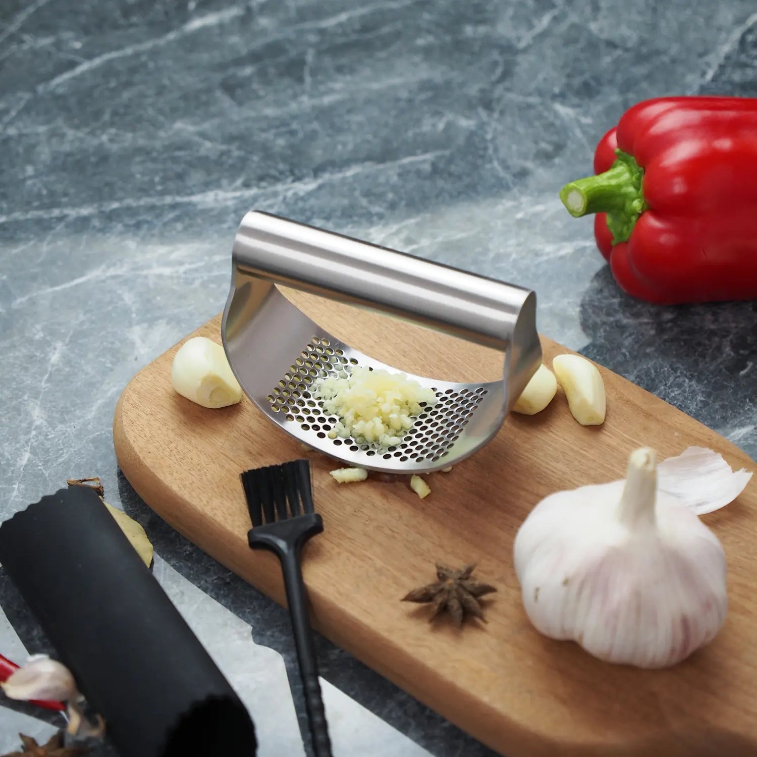 Stainless Steel Garlic Presser - Musttbuy