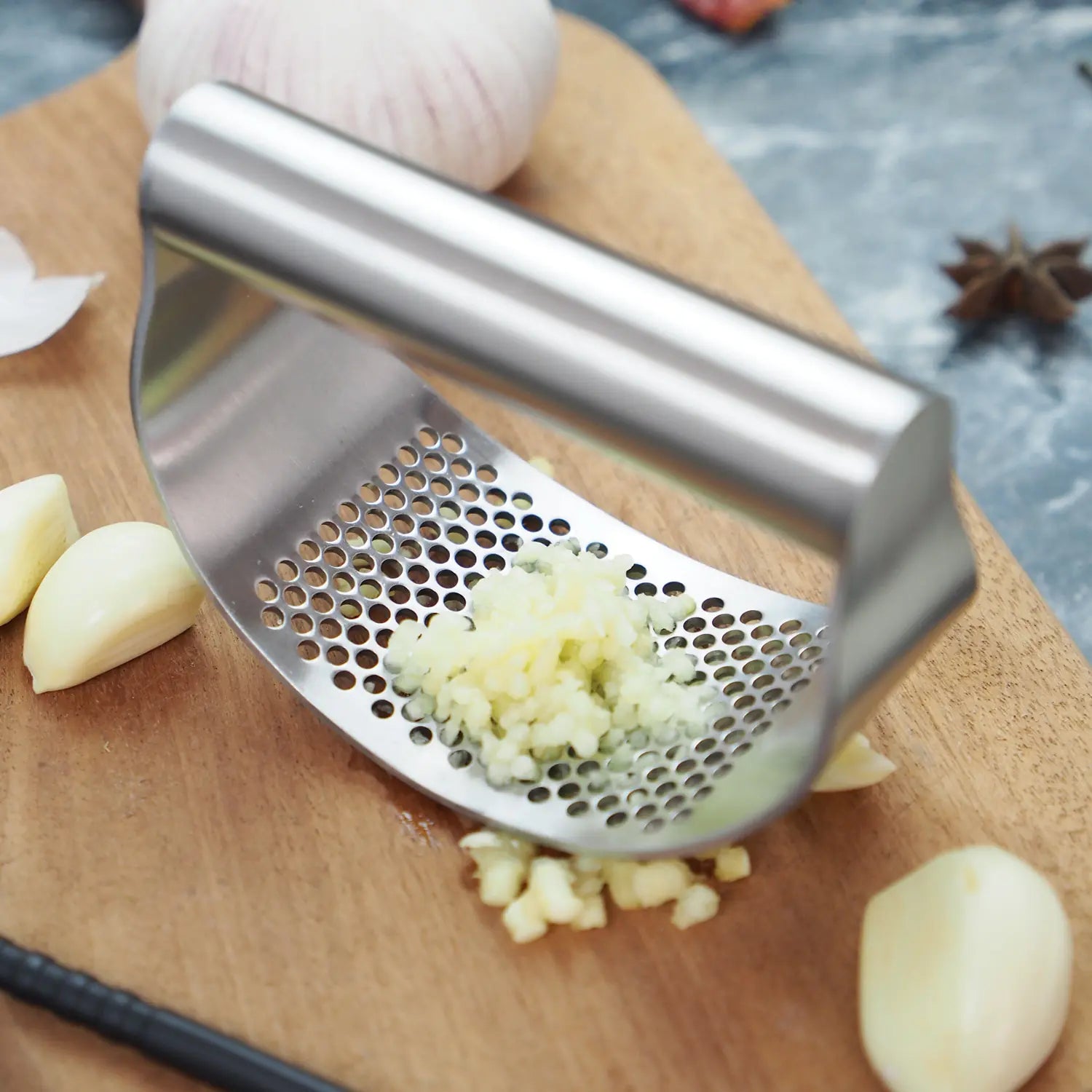 Stainless Steel Garlic Presser - Musttbuy